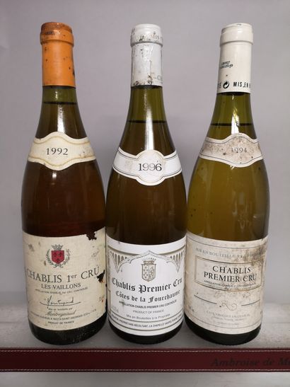 null 3 bouteilles CHABLIS 1er Cru Années 90' 1 Côtes de la Fourchaume 1996 PHILIPPON,...