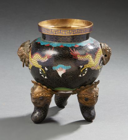 CHINE Cloisonné bronze tripod perfume burner with dragons on a black background....