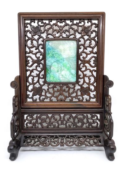 CHINE Carved wood openwork scholar's screen framing a beautiful rectangular carved...