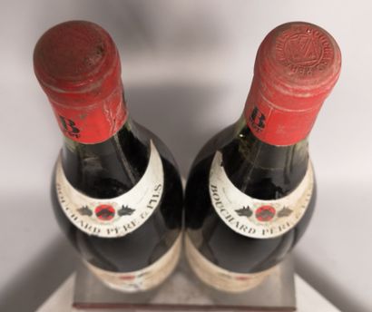 null 2 bouteilles BONNES MARES - BOUCHARD Père & Fils Dont 1 présumée 1964 Étiquettes...