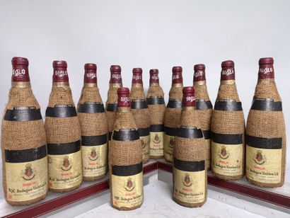 null 12 bouteilles ESPAGNE Rioja "SIGLO" - Bodegas Unidas AGE 1964 Étiquettes tachées...