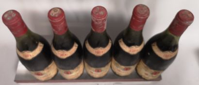 null 5 bouteilles MERCUREY - Lionel J. BRUCK 1964 Étiquettes tachées. Niveaux entre...