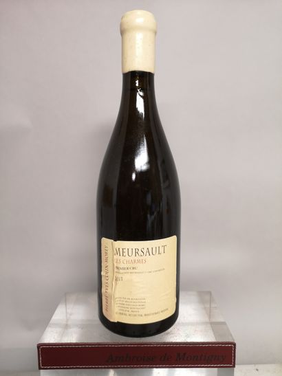 null 1 bouteille MEURSAULT 1er cru "Charmes" - Pierre-Yves COLIN-MOREY 2011 Étiquette...