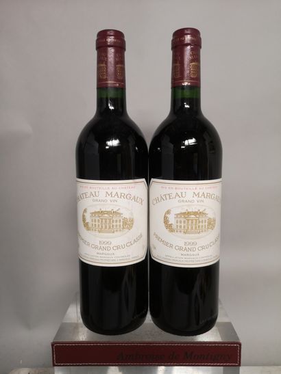 null 2 bouteilles Château MARGAUX - 1er Gcc Margaux 1999 Étiquettes légèrement m...