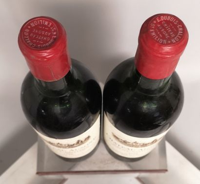 null 2 bouteilles Château AUSONE - Grand Cru Classé (A) de Saint Emilion 1966 Étiquettes...