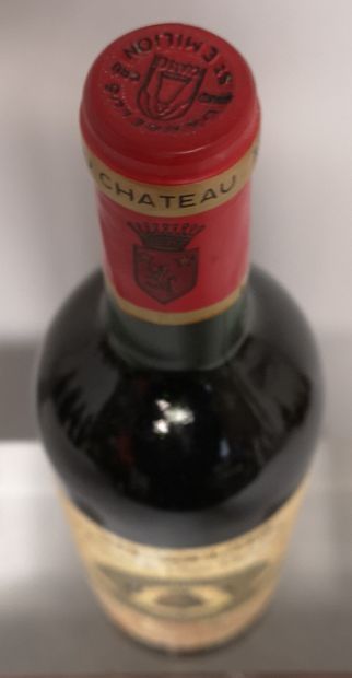 null 1 bouteille Château ANGELUS - Grand Cru Classé de Saint Emilion 1989 Étiquette...