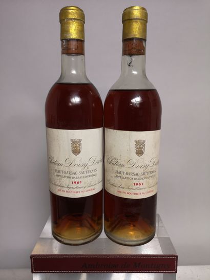null 2 bouteilles Château DOISY DAËNE - Haut-Barsac 1961 Étiquettes légèrement tachées....
