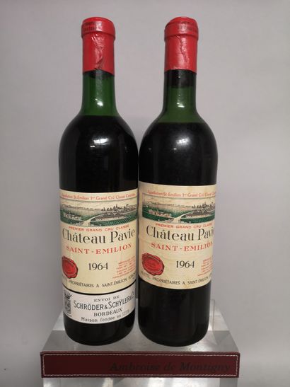 null 2 bouteilles Château PAVIE - 1er Gcc Saint Emilion 1964 1 légèrement basse et...