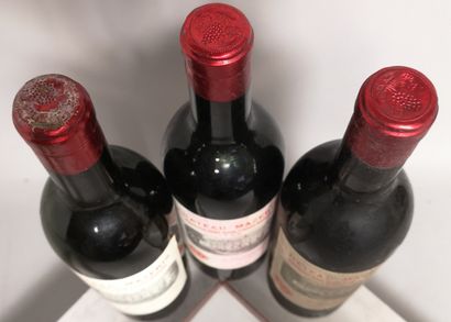 null 3 bottles Château MAZERIS - Canon Fronsac 1955 2 stained labels. 2 slightly...