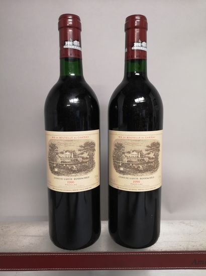 null 2 bouteilles Château LAFITE ROTHSCHILD - 1er GCC Pauillac 1990 Une base gou...