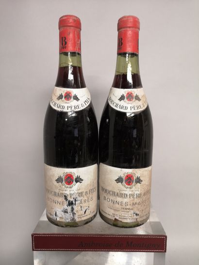 null 2 bouteilles BONNES MARES - BOUCHARD Père & Fils Dont 1 présumée 1964 Étiquettes...