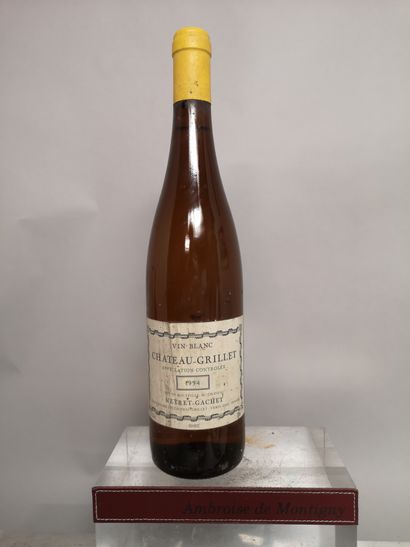 null 1 bouteille Château GRILLET - Rhône Blanc 1994 Étiquette légèrement tachée.