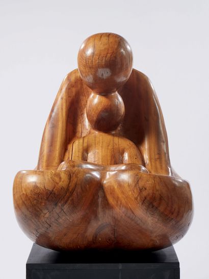 TRAVAIL 1980-1990 Maternité
Sculpture en taille directe sur bois d'olivier.
H : 75...