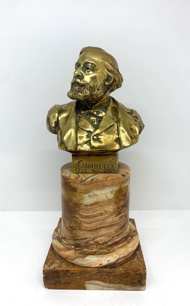 null Victorien Antoine BASTET (1853-1905), after

Portrait of Gambetta

Bust in gilt...