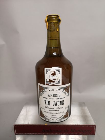 null 1 bouteille VIN JAUNE d'ARBOIS "Cuvee de La Confrerie"- Lucien AVIET 1990

Etiquette...
