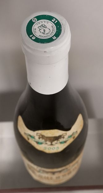 null 1 bottle BOURGOGNE (white) - J.F. COCHE DURY 2005

Label slightly crumpled.