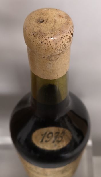 null 1 bouteille 70cl CALVADOS - MORIN 1973

Etiquette tachée.