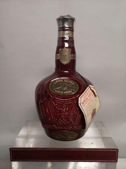 null 1 bottle SCOTCH WHISKY CHIVAS REGAL "Royal Salute" 21 years In box.