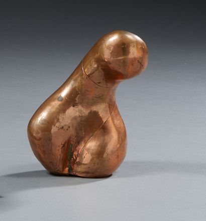 null Emma de SIGALDI (1910-2010)

Sculpture en métal cuivré

Signée

H : 16 cm