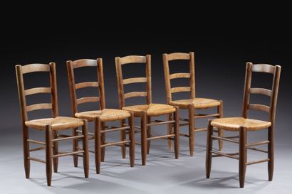 null Charlotte PERRIAND (1903-1999)

Suite de cinq chaises modèle n°19 en hêtre et...