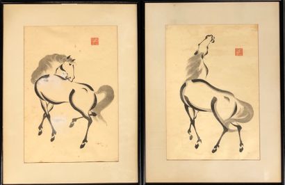 null CHINE


Deux dessins en encre noir de cheval avec tampon sur papier chinois...