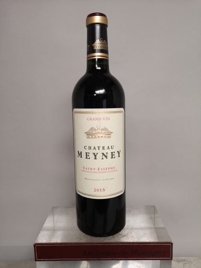 null 1 bouteille Château MEYNEY - Saint Estèphe 2015
