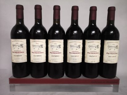 null 6 bouteilles Château PEYREMORIN - Haut Médoc 1996

Etiquettes légèrement tachées....