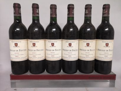 null 6 bottles L'ABEILLE de FIEUZAL - Graves 1993

Slightly stained labels.