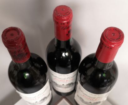 null 3 bottles Château TAILHAS - Pomerol 1988 Slightly stained labels.