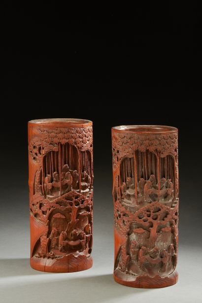 null CHINA

Pair of cylindrical brushholders in carved bamboo with a motif of scholars...