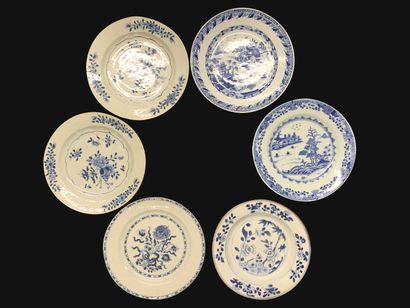 null CHINA

Set of six porcelain plates decorated in blue underglaze with different...