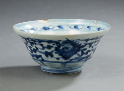 VIETNAM Two circular porcelain bowls with various decorations of stylized flowers....