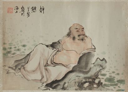 CHINE Un dessin sur papier représentant un homme se reposant sur la plage, avec inscription...