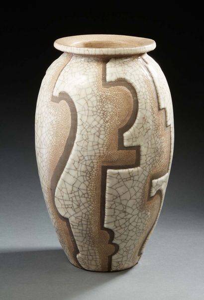 René BUTHAUD (1886-1986) alias Jean DORIS Peau de serpent, circa 1930
Important vase...