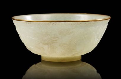 VIETNAM, ANNAM, Bowl of the Emperor TU DUC 
Exceptional circular bowl on high heel...