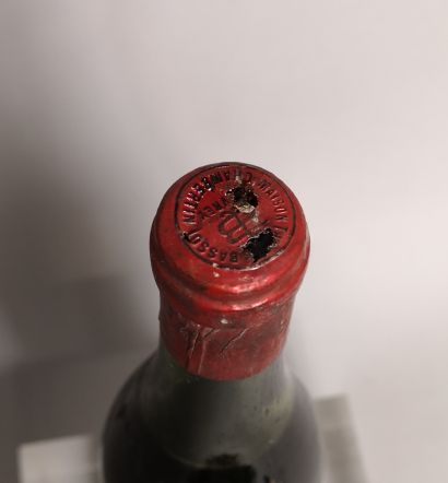 null 
1 bouteille MAZY CHAMBERTIN Grand Cru - Maison THOMAS BASSOT 1945          

Etiquette...