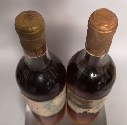 null 2 bottles Château SUDUIRAUT - 1st Gcc Sauternes 1958 

Stained, damaged and...