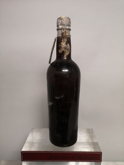 null 1 bottle PORTO NIEPOORT Cuvée speciale Vin de réserve Circa 1910 

Bottled in...