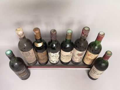 null 8 bouteilles BORDEAUX DIVERS Millésimes des années 1960 et 1970 A VENDRE EN...