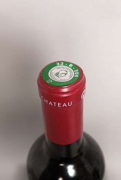 null 1 bouteille Château LYNCH BAGES - 5e Gcc Pauillac 2006 

Etiquette légèrement...