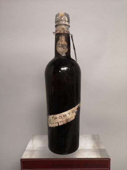 null 1 bouteille PORTO NIEPOORT Cuvée speciale Vin de réserve Circa 1910 

Mis en...