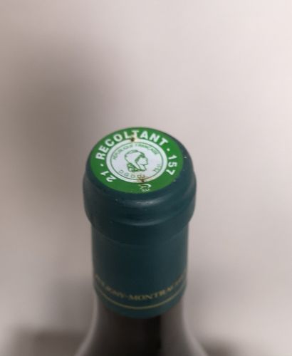 null 1 bottle MEURSAULT - Ch. de PULIGNY MONTRACHET 2000 

Label slightly staine...