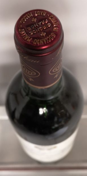 null 1 bouteille Château SOCIANDO MALET - Haut Medoc 1990 

Légèrement basse.