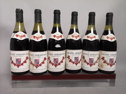 null 6 bottles CROZES HERMITAGE - Cellier du MOULIN TEYROUD 1984 

Stained labels,...