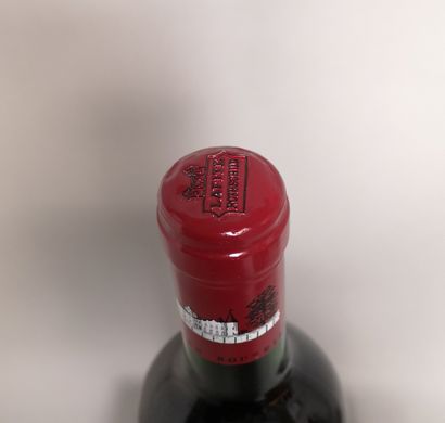 null 1 bottle Château LAFITE ROTHSCHILD - 1er Gcc Pauillac 1988 

Label slightly...