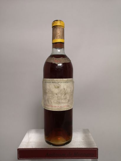 null 1 bouteille Château D'YQUEM - 1er Gcc Sauternes 1962 

Etiquette légèrement...