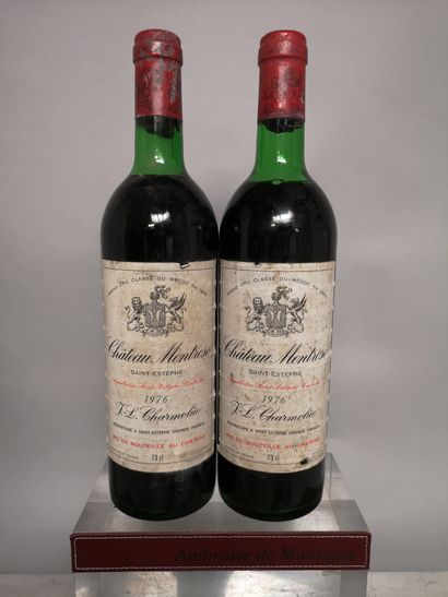 null 2 bouteilles Château MONTROSE - 2e Gcc Saint Estèphe 1976 

Etiquettes légèrement...