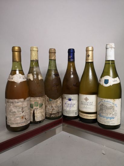 null 6 bouteilles BOURGOGNES BLANCS DIVERS A VENDRE EN L'ETAT 

1 MEURSAULT Charmes...