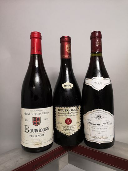 null 3 bouteilles BOURGOGNE DIVERS 

1 Beaune 1er cru 2001 - M.Arcelain, 1 Coulanges...