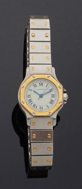 CARTIER, Paris. Vers 1980 Modèle Santos octogonal automatique.
Montre-bracelet de...